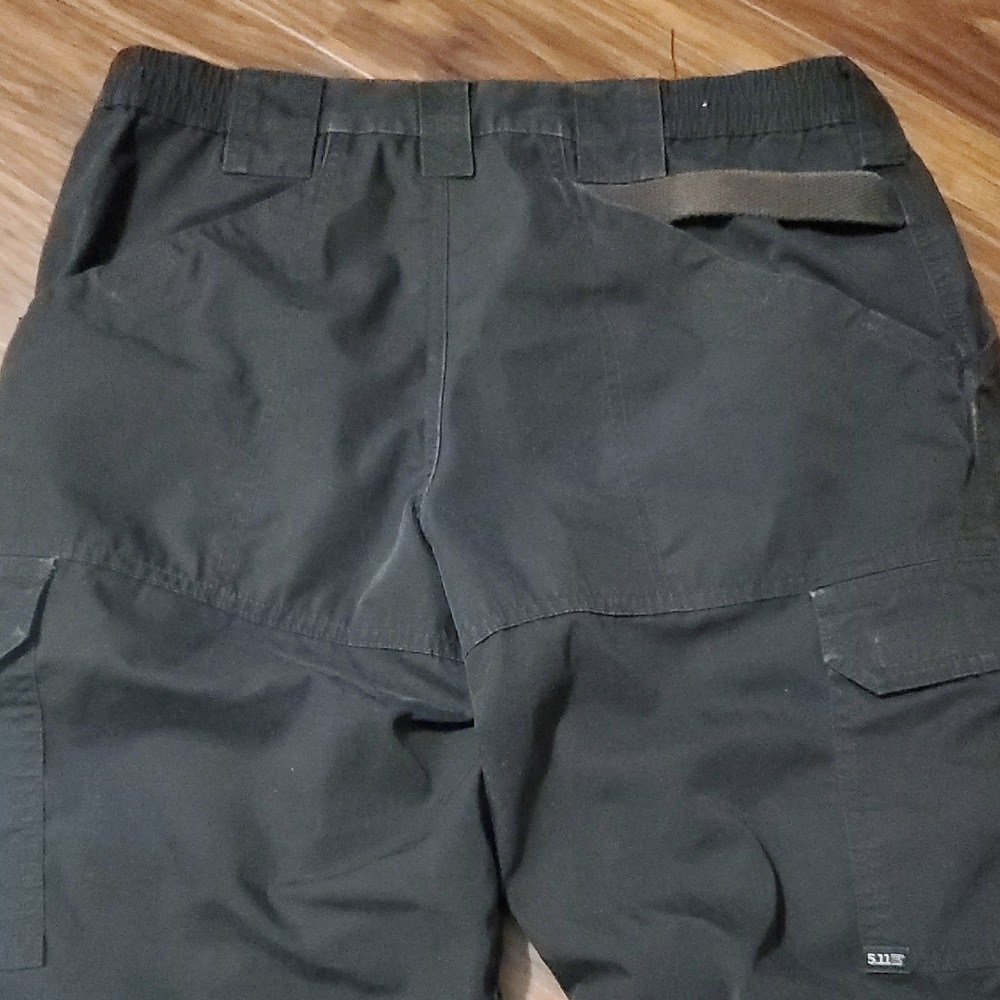 5.11 Tactical Women's Black Cargo Pants with D‑Ring and Utility Pockets - Picture 6 of 10